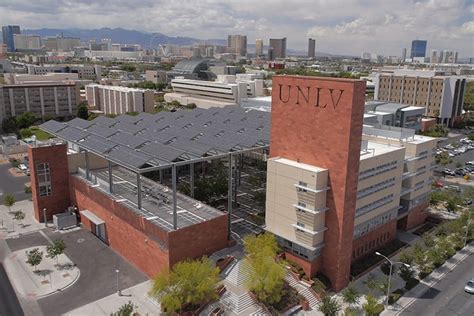 where is UNLV located